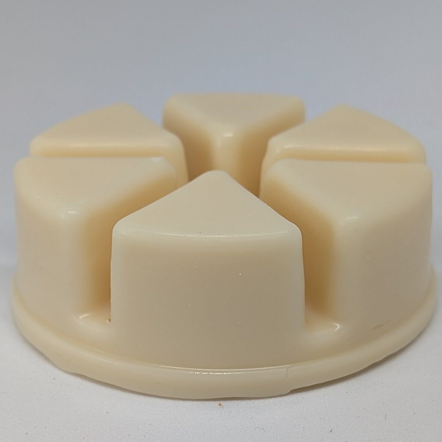 Almond Silk wax melt close up 2