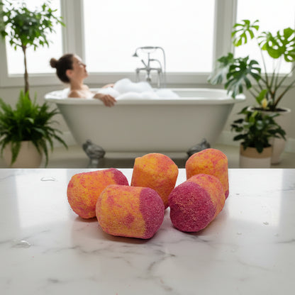 RHUBARB & CUSTARD MINI BATH BOMBS